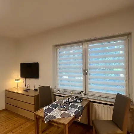 Erdgeschoss Apartment Am Park Im Theaterviertel In Oberhausen Oberhausen  Buitenkant foto