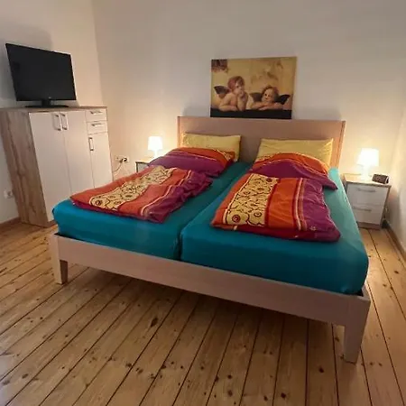 Erdgeschoss Apartment Am Park Im Theaterviertel In Oberhausen Oberhausen  Buitenkant foto